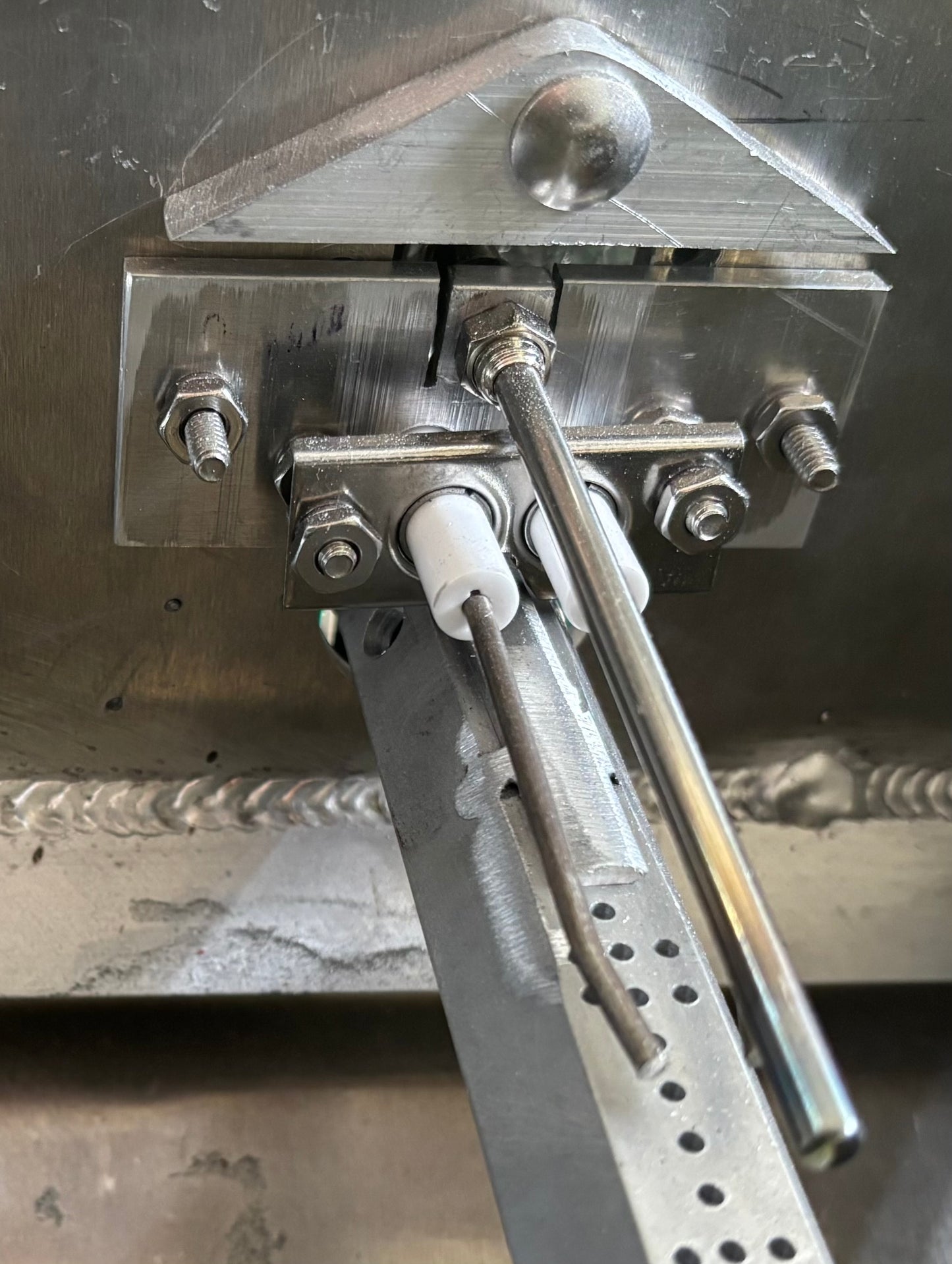 Predator™ Gas Grill Patented ETC® Technology, No Flare-Ups. No Rust. Performance That Never Fades.
