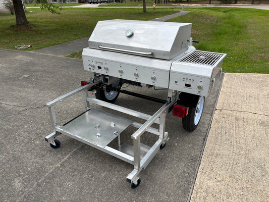 Predator Grills Towable Gas Commercial Outdoor Grill.