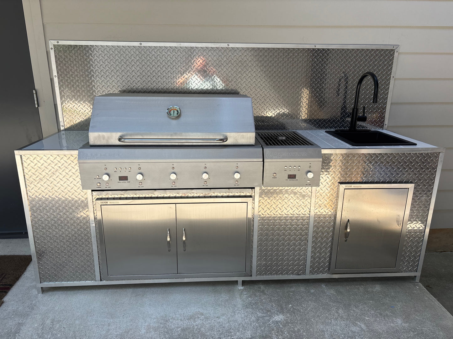 New Predator Gas Grills With ETC Technology - No Flame Ups ever, No more rusted out grill Grates & burners! Performance never fades